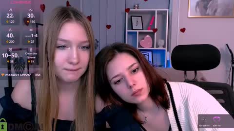 Snapshot of playful_sophie chatting on 03-01-25, 04:54 Sophie online show from 03-01-25, 04:54