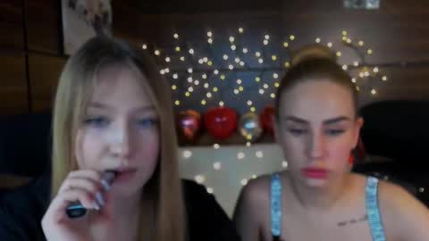 Snapshot of playful_sophie chatting on 03-03-25, 09:59 Sophie online show from 03-03-25, 09:59