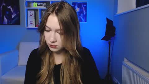 Snapshot of playful_sophie chatting on 09-29-25, 09:47 Sophie online show from 09-29-25, 09:47