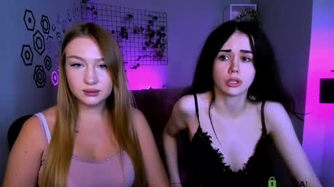 Snapshot of playful_sophie chatting on 10-14-25, 07:25 Sophie online show from 10-14-25, 07:25