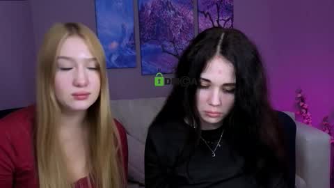 Snapshot of playful_sophie chatting on 12-15-25, 02:16 Sophie online show from 12-15-25, 02:16