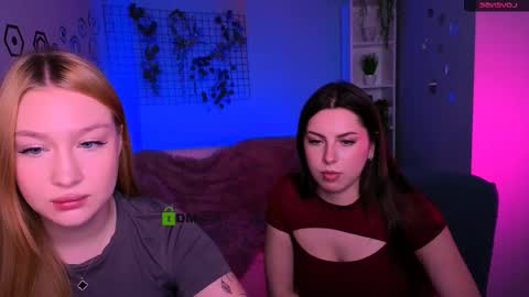 Sophie online show from 03-24-26, 08:25