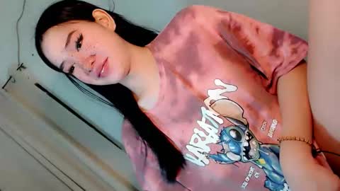 Snapshot of playfulcock69_kate chatting on 12-22-25, 01:13 kate online show from 12-22-25, 01:13