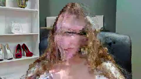 Snapshot of playgirl_valeria chatting on 10-08-25, 08:50 Valeria online show from 10-08-25, 08:50