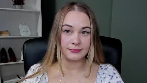 Valeria online show from 01-15-26, 10:02