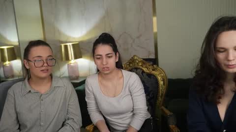 Lana online show from 03-06-26, 11:17