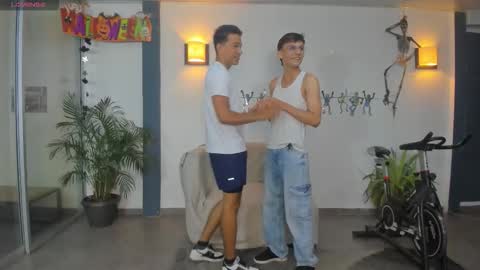 Snapshot of playhardsex chatting on 10-19-25, 11:16 online show from 10-19-25, 11:16
