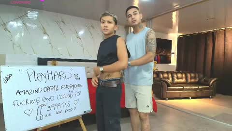 Snapshot of playhardsex chatting on 05-11-26, 11:02 online show from 05-11-26, 11:02