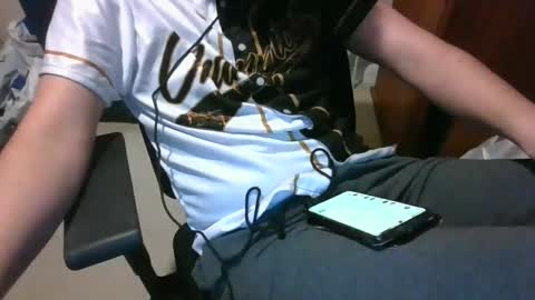 Snapshot of playitsaif11023 chatting on 03-08-25, 10:13 playitsaif11023 online show from 03-08-25, 10:13
