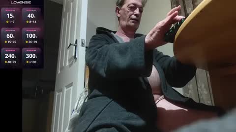 Play Me online show from 03-08-25, 12:33