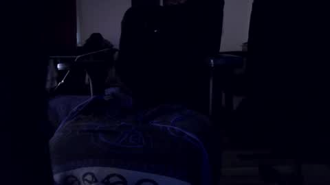 Snapshot of plboy23 chatting on 10-26-25, 06:08 Hello ask me . Im glad to see you here in my room. Welcome PVT is open online show from 10-26-25, 06:08