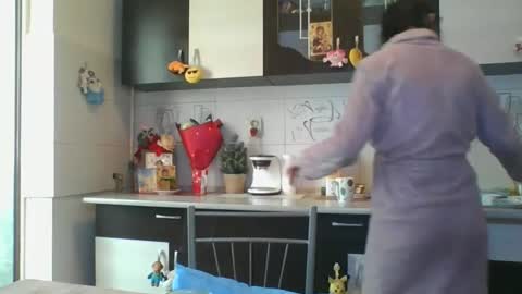 Snapshot of pleas3s_sweet chatting on 02-17-25, 07:37 pleas3s_sweet online show from 02-17-25, 07:37