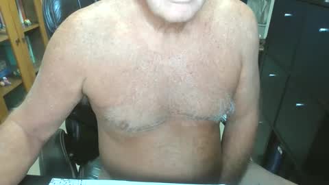 pleeeezeher online show from 12-21-25, 05:42