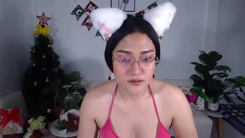Ploysai online show from 12-27-24, 07:51