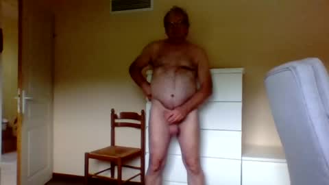 Snapshot of pluchet chatting on 07-01-26, 04:47 pluchet online show from 07-01-26, 04:47