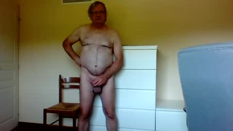 Snapshot of pluchet chatting on 07-14-26, 07:24 pluchet online show from 07-14-26, 07:24
