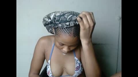 plumnjuicyx online show from 02-19-25, 05:38