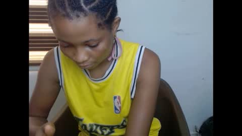 plumnjuicyx online show from 12-17-25, 07:14