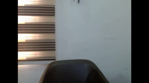 plumnjuicyx online show from 12-19-25, 12:12