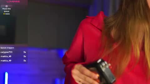 Ari online show from 06-23-26, 04:54