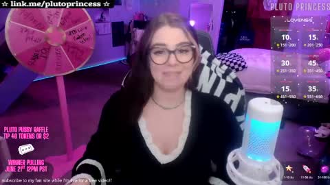 Snapshot of plutoprincess69 chatting on 05-07-26, 05:57 Pluto Princess online show from 05-07-26, 05:57