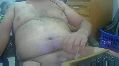 Snapshot of pmartemo chatting on 12-19-25, 06:48 pmartemo online show from 12-19-25, 06:48