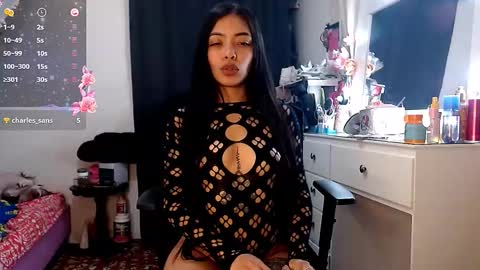 pocahot222 online show from 10-13-25, 09:59