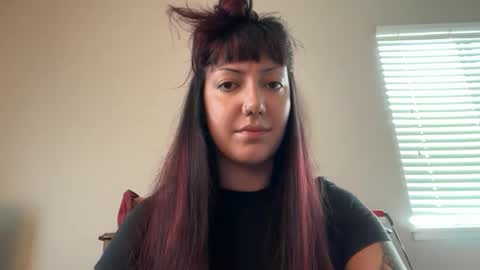 Snapshot of pocketnikki chatting on 05-21-26, 10:28 pocketnikki online show from 05-21-26, 10:28