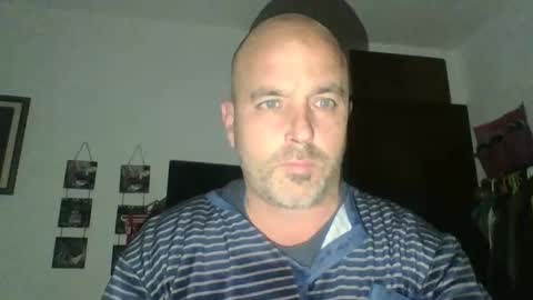 Snapshot of pocoyotop chatting on 01-01-25, 10:46 pocoyotop online show from 01-01-25, 10:46