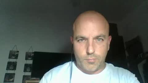 Snapshot of pocoyotop chatting on 01-29-25, 11:04 pocoyotop online show from 01-29-25, 11:04