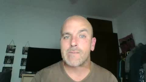 Snapshot of pocoyotop chatting on 03-10-25, 08:34 pocoyotop online show from 03-10-25, 08:34