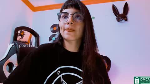 IG ipoetica  online show from 11-25-25, 04:18