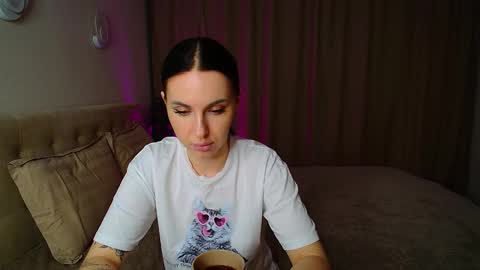 poison_inyour_mind online show from 11-22-25, 06:40