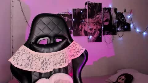 Willow                      Hours 12pm to 630pm Colombian time FRIDAY AND SUNDAY FREE DAYS online show from 11-09-25, 05:33