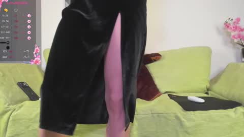 Holy Blonde online show from 02-10-26, 10:19