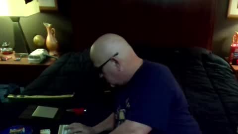 Snapshot of poisonous_venom chatting on 12-20-25, 12:01 Jimmy online show from 12-20-25, 12:01