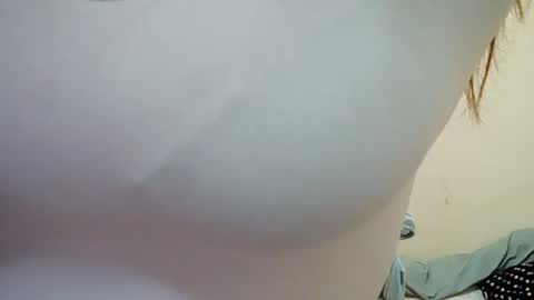 Snapshot of poisonousivy30 chatting on 05-22-26, 11:05 poisonousivy30 online show from 05-22-26, 11:05