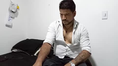 Snapshot of pol_eros chatting on 01-16-25, 07:52 pol eros online show from 01-16-25, 07:52