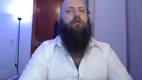 Bear online show from 02-22-25, 05:23