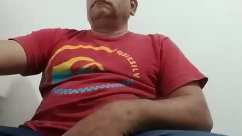 Snapshot of poli475 chatting on 01-13-25, 01:06 poli online show from 01-13-25, 01:06