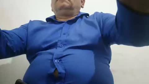 Snapshot of poli475 chatting on 02-04-25, 03:00 poli online show from 02-04-25, 03:00