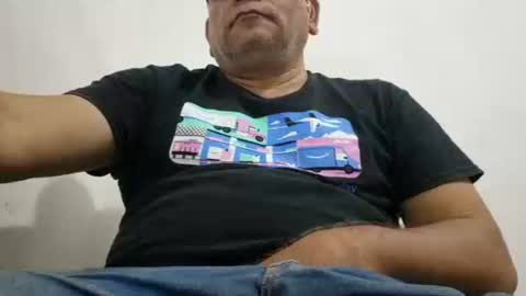 poli online show from 10-24-25, 01:24