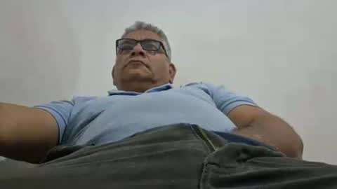 poli online show from 10-28-25, 04:16