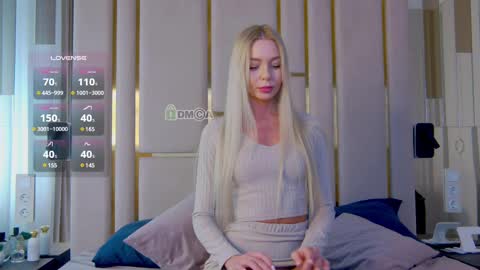 Snapshot of poliina chatting on 02-21-25, 11:21 Polina online show from 02-21-25, 11:21