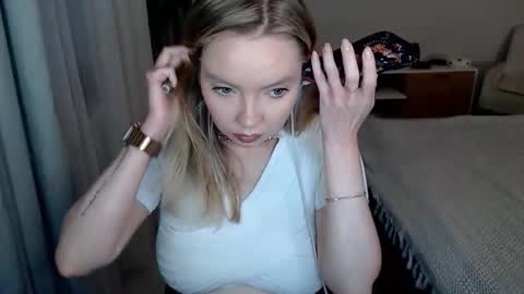 PolinaJones online show from 06-09-26, 05:46