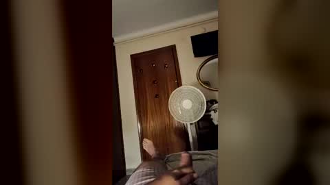 Snapshot of pollote8880 chatting on 07-19-26, 03:21 Pollote online show from 07-19-26, 03:21