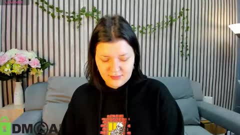 Polly online show from 11-03-25, 01:08