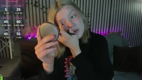 Polly online show from 05-29-26, 01:14