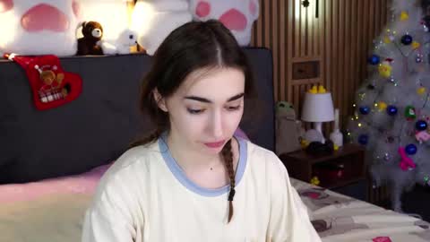 Polly online show from 01-12-26, 07:24