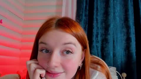 Snapshot of polly_luna chatting on 03-01-25, 09:48 Polly online show from 03-01-25, 09:48